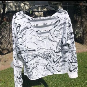 Black and white marble long sleeve